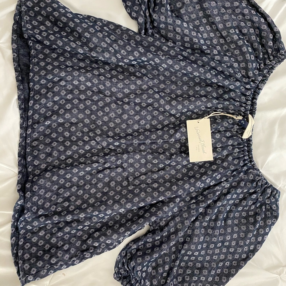 Cute Off Shoulder Top - Picture 2 of 2